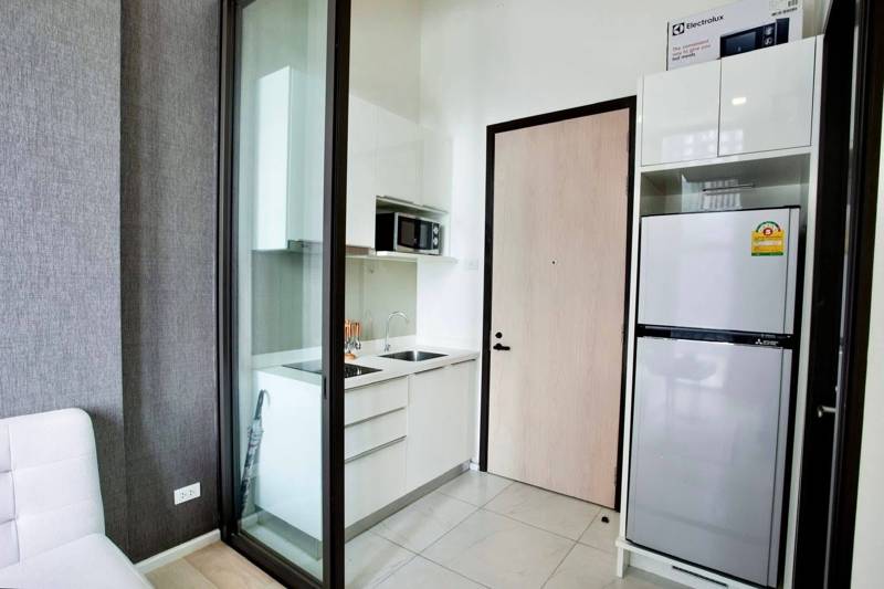 Chewathai Residence Asoke · 35 SqM · Floor 10 · Rama 9, Bangkok · Photo 5 Chewathai Residence Asoke Condo in Rama 9, Bangkok – photo 5