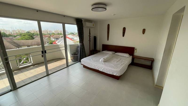 Tara Ruen Ake · 2 bedroom · 115.8 SqM · Floor 5 · Ramkhamhaeng, Bangkok · Photo 2 Tara Ruen Ake 2-bedroom Condo in Ramkhamhaeng, Bangkok – photo 2