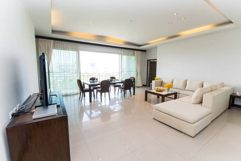 Baan Thirapa · 4 bedroom · 230 SqM · Floor 8 · Sathorn, Bangkok · Photo 1 Baan Thirapa 4-bedroom Condo in Sathorn, Bangkok – photo 1