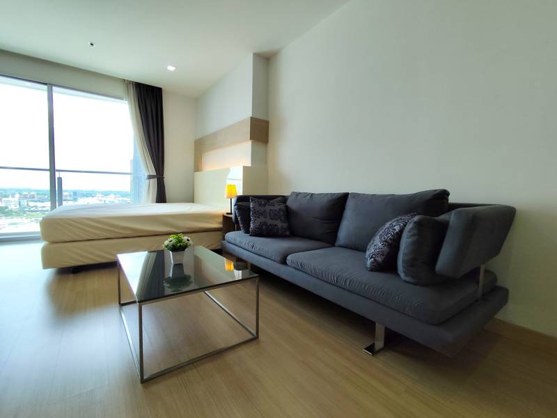 Sky Walk Condominium · 1 bedroom · 37 SqM · Floor 27 · Khlong Toei, Bangkok · Photo 5 Sky Walk Condominium 1-bedroom Condo in Khlong Toei, Bangkok – photo 5