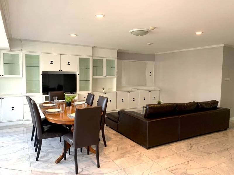 The Waterford Park Condominium · 3 bedroom · 177.2 SqM · Floor 26 · Photo 1 The Waterford Park Condominium 3-bedroom Condo – photo 1
