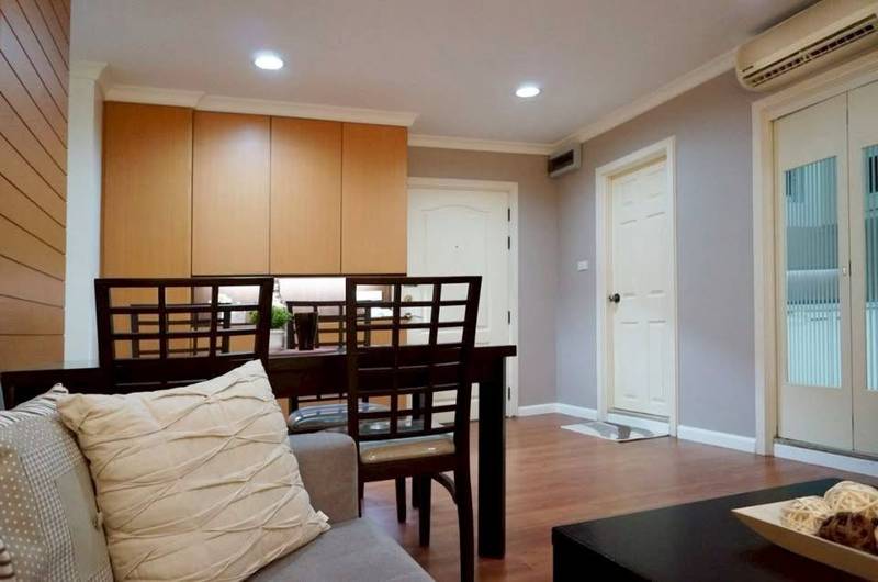 Lumpini Suite Sukhumvit 41 · 2 bedroom · 71 SqM · Floor 8 · Phrom Phong, Bangkok · Photo 3 Lumpini Suite Sukhumvit 41 2-bedroom Condo in Phrom Phong, Bangkok – photo 3