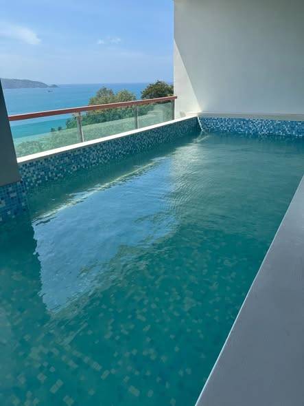 4-Bedroom Penthouse with Private Pool in Kalim · 4 bedroom · 330 SqM · Kathu, Phuket · Photo 1 4-Bedroom Penthouse with Private Pool in Kalim 4-bedroom Condo in Kathu, Phuket – photo 1