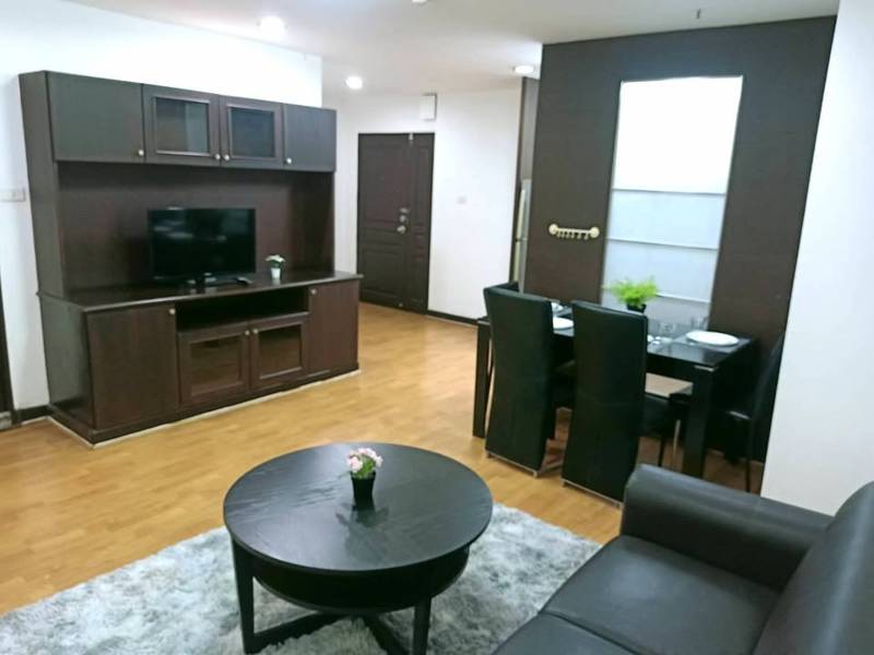 The Waterford Park Condominium · 1 bedroom · 75 SqM · Floor 6 · Photo 4 The Waterford Park Condominium 1-bedroom Condo – photo 4