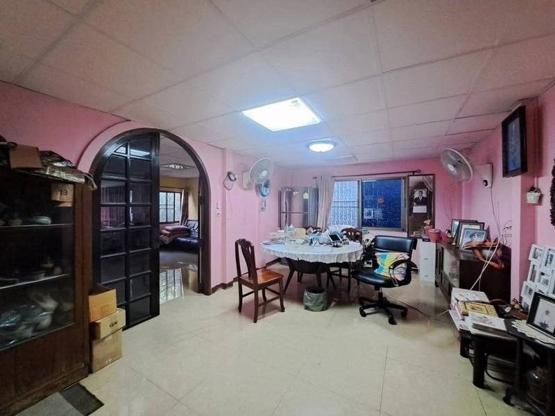 The Privacy Ngamwongwan · 5 bedroom · 240 SqM · Floor 1 · Nonthaburi · Photo 4 The Privacy Ngamwongwan 5-bedroom Townhouse in Nonthaburi – photo 4