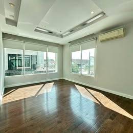 The Edge Sukhumvit 23 · 1 bedroom · 33 SqM · Floor 32 · Asoke, Bangkok · Photo 3 The Edge Sukhumvit 23 1-bedroom Office in Asoke, Bangkok – photo 3