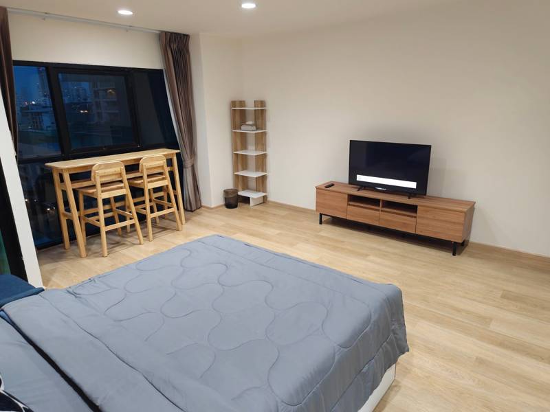 Sathorn Gardens · 1 bedroom · 37 SqM · Floor 9 · Silom, Bangkok · Photo 4 Sathorn Gardens 1-bedroom Condo in Silom, Bangkok – photo 4