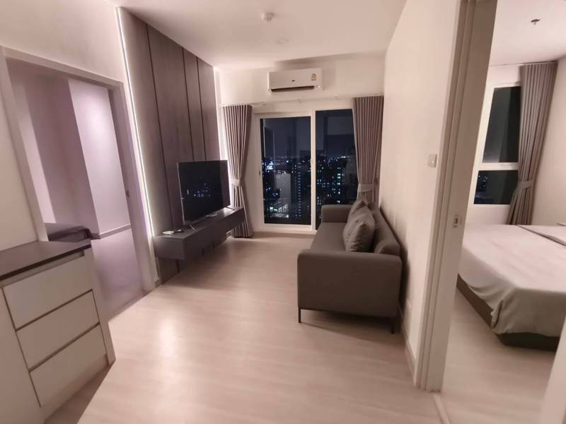 Supalai Loft Sathorn-Ratchaphruek · 2 bedroom · 56 SqM · Bang Wa, Bangkok · Photo 2 Supalai Loft Sathorn-Ratchaphruek 2-bedroom Condo in Bang Wa, Bangkok – photo 2