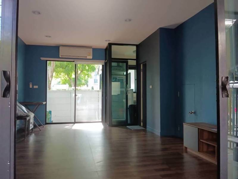 Baan Klang Muang Rama 9-Ramkhamhaeng · 3 bedroom · Rama 9, Bangkok · Photo 3 Baan Klang Muang Rama 9-Ramkhamhaeng 3-bedroom Townhouse in Rama 9, Bangkok – photo 3