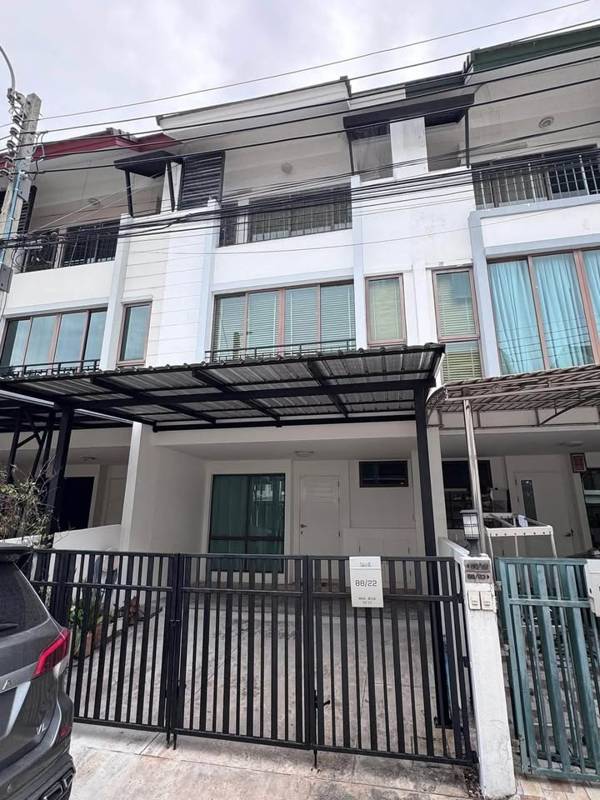 The Private Sukhumvit-Bangchak · 3 bedroom · Bang Chak, Bangkok · Photo 1 The Private Sukhumvit-Bangchak 3-bedroom Townhouse in Bang Chak, Bangkok – photo 1