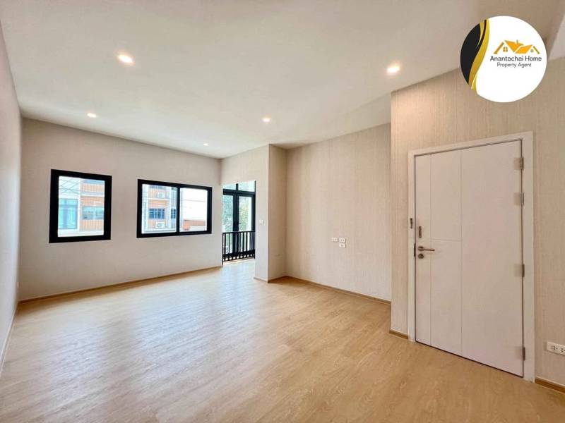 PLEX Onnut - Wongwaen · 3 bedroom · 75.6 SqM · Prawet, Bangkok · Photo 2 PLEX Onnut - Wongwaen 3-bedroom Townhouse in Prawet, Bangkok – photo 2