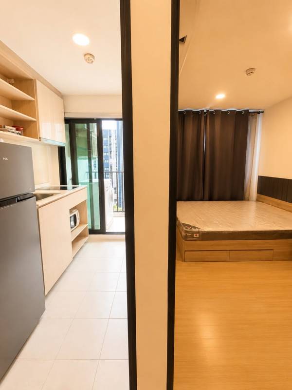 Chewathai Hallmark Ladprao - Chokchai 4 Phase 2 · 1 bedroom · 27 SqM · Lat Phrao, Bangkok · Photo 4 Chewathai Hallmark Ladprao - Chokchai 4 Phase 2 1-bedroom Condo in Lat Phrao, Bangkok – photo 4