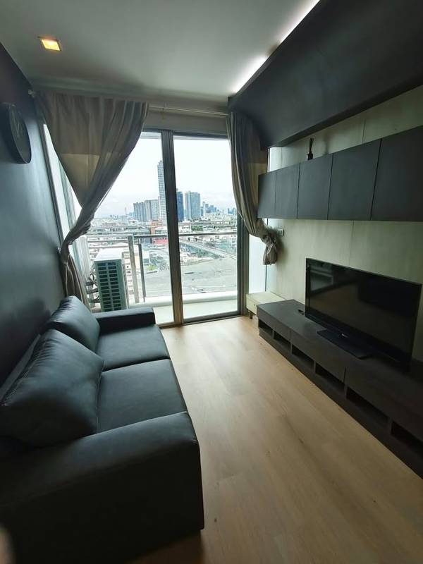 Sky Walk Condominium · 2 bedroom · 60 SqM · Floor 14 · Khlong Toei, Bangkok · Photo 5 Sky Walk Condominium 2-bedroom Condo in Khlong Toei, Bangkok – photo 5
