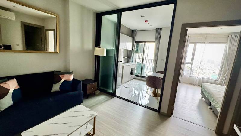 Life Asoke-Rama 9 · 1 bedroom · 33 SqM · Floor 43 · Chatuchak, Bangkok · Photo 3 Life Asoke-Rama 9 1-bedroom Condo in Chatuchak, Bangkok – photo 3