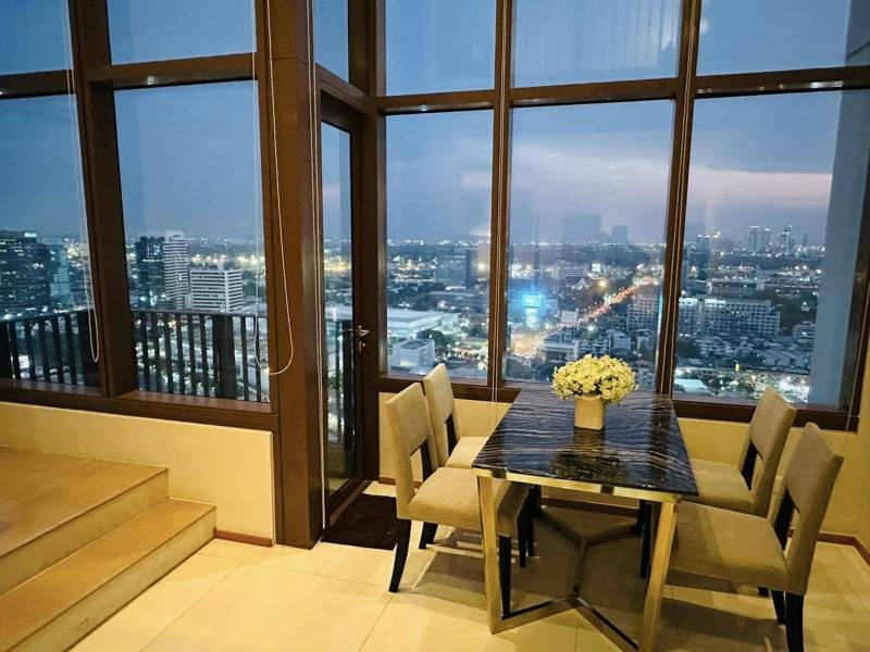 The Emporio Place · 1 bedroom · 83 SqM · Floor 29 · Phrom Phong, Bangkok · Photo 1 The Emporio Place 1-bedroom Condo in Phrom Phong, Bangkok – photo 1