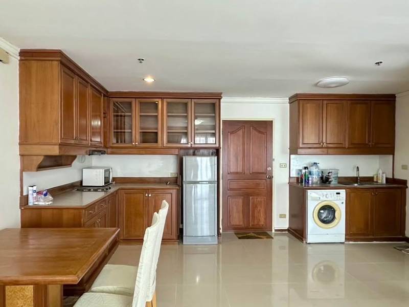 Silom Suite · 1 bedroom · 52 SqM · Floor 12 · Sathorn, Bangkok · Photo 3 Silom Suite 1-bedroom Condo in Sathorn, Bangkok – photo 3