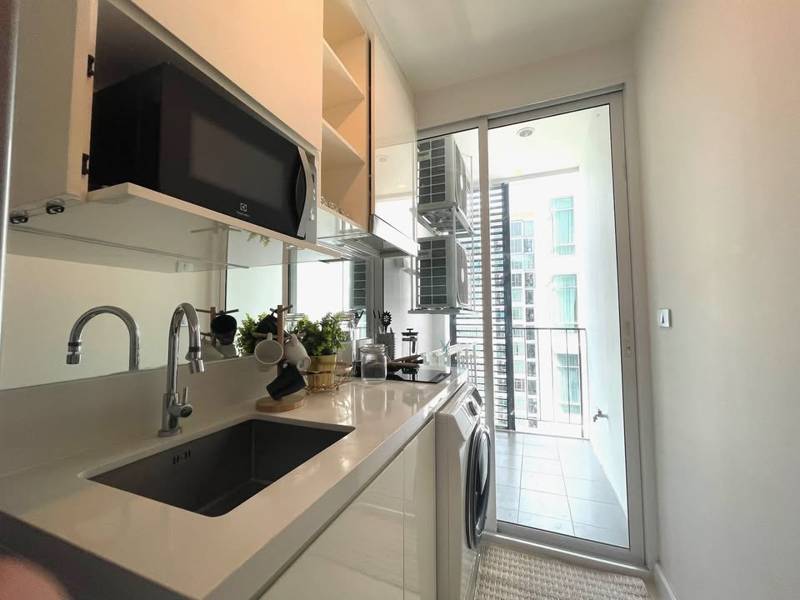 The Sky Sukhumvit · 1 bedroom · 34.75 SqM · Floor 17 · Udom Suk, Bangkok · Photo 1 The Sky Sukhumvit 1-bedroom Condo in Udom Suk, Bangkok – photo 1