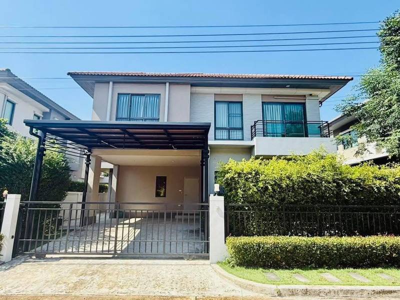 Life Bangkok Boulevard Wongwaen-Rama 9 · 3 bedroom · 177 SqM · Floor 2 · Rama 9, Bangkok · Photo 1 Life Bangkok Boulevard Wongwaen-Rama 9 3-bedroom Detached House in Rama 9, Bangkok – photo 1