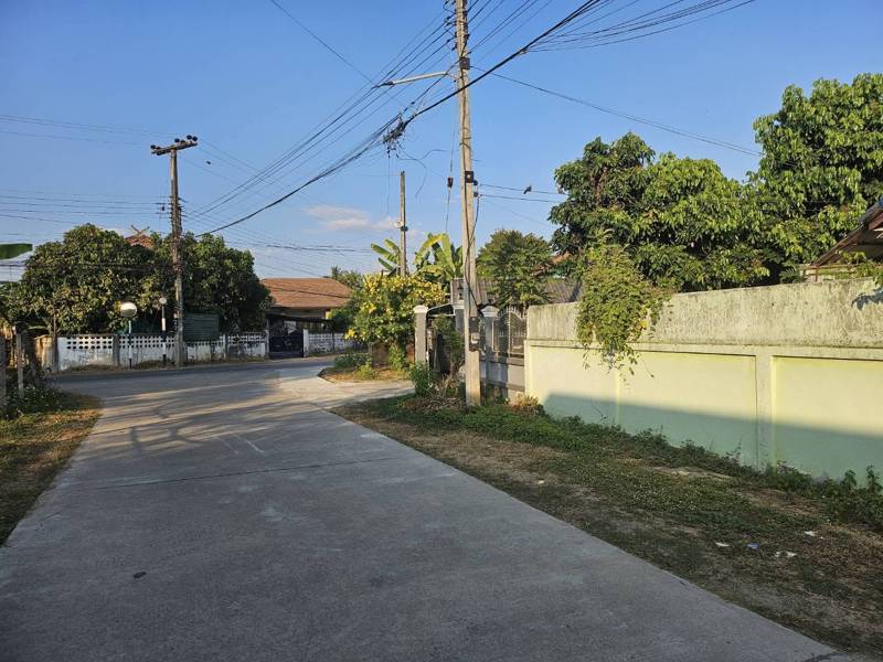 Flood-Free 3-Bedroom House with Land in Hang Dong, Chiang Mai · 3 bedroom · 832 SqM · Photo 1 Flood-Free 3-Bedroom House with Land in Hang Dong, Chiang Mai 3-bedroom Land – photo 1