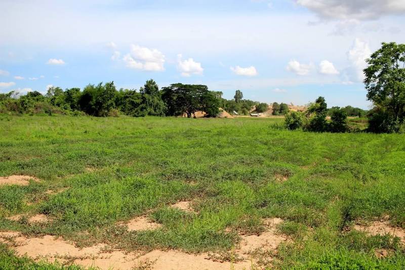 Freehold Vacant Land in Laplae, Uttaradit · 13440 SqM · Photo 3 Freehold Vacant Land in Laplae, Uttaradit Commercial Building – photo 3
