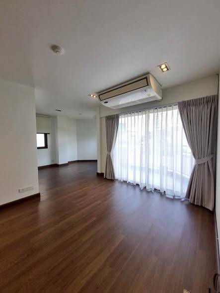Green Point Silom · 2 bedroom · 63 SqM · Floor 5 · Bang Rak, Bangkok · Photo 1 Green Point Silom 2-bedroom Condo in Bang Rak, Bangkok – photo 1