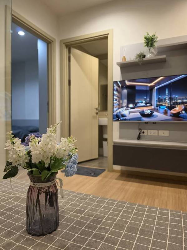 The Base Rama 9-Ramkhamhaeng · 1 bedroom · 30 SqM · Floor 9 · Rama 9, Bangkok · Photo 1 The Base Rama 9-Ramkhamhaeng 1-bedroom Condo in Rama 9, Bangkok – photo 1