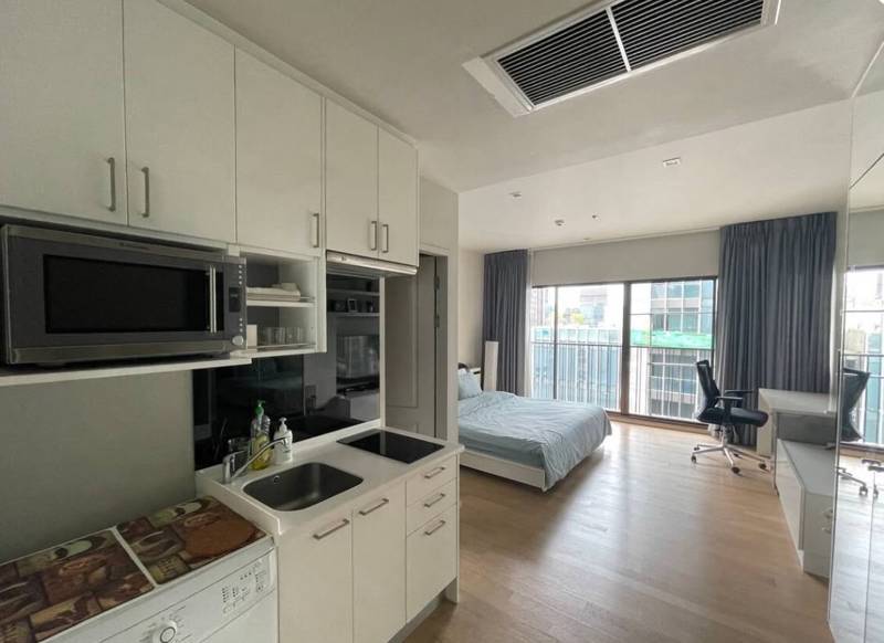 Noble Refine · 1 bedroom · 32 SqM · Floor 21 · Phrom Phong, Bangkok · Photo 4 Noble Refine 1-bedroom Condo in Phrom Phong, Bangkok – photo 4