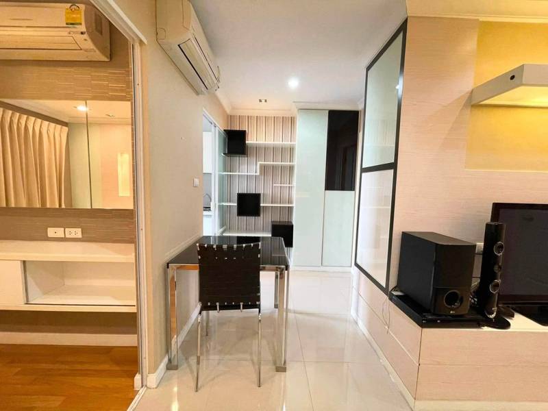 Lumpini Place Rama 8 · 1 bedroom · 37 SqM · Floor 22 · Pinklao, Bangkok · Photo 4 Lumpini Place Rama 8 1-bedroom Office in Pinklao, Bangkok – photo 4