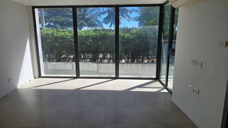 Waters Edge · 1 bedroom · 90 SqM · Photo 5 Waters Edge 1-bedroom Condo – photo 5
