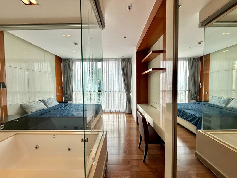 The Address Sukhumvit 28 · 2 bedroom · 70.22 SqM · Floor 17 · Phrom Phong, Bangkok · Photo 5 The Address Sukhumvit 28 2-bedroom Condo in Phrom Phong, Bangkok – photo 5