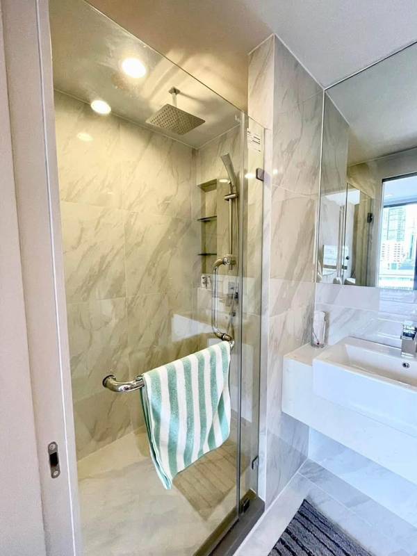 IDEO MOBI Sukhumvit 40 · 1 bedroom · 34.9 SqM · Floor 8 · Khlong Toei, Bangkok · Photo 2 IDEO MOBI Sukhumvit 40 1-bedroom Condo in Khlong Toei, Bangkok – photo 2