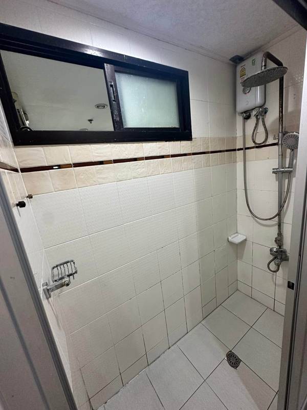 Lumpini Place Narathiwas-Chaopraya · 40 SqM · Floor 27 · Rama 3, Bangkok · Photo 5 Lumpini Place Narathiwas-Chaopraya Condo in Rama 3, Bangkok – photo 5