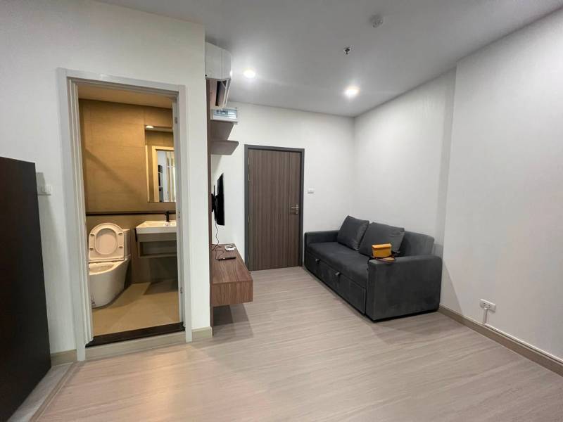 Supalai Loft Sathorn-Ratchaphruek · 36 SqM · Bang Wa, Bangkok · Photo 4 Supalai Loft Sathorn-Ratchaphruek Condo in Bang Wa, Bangkok – photo 4