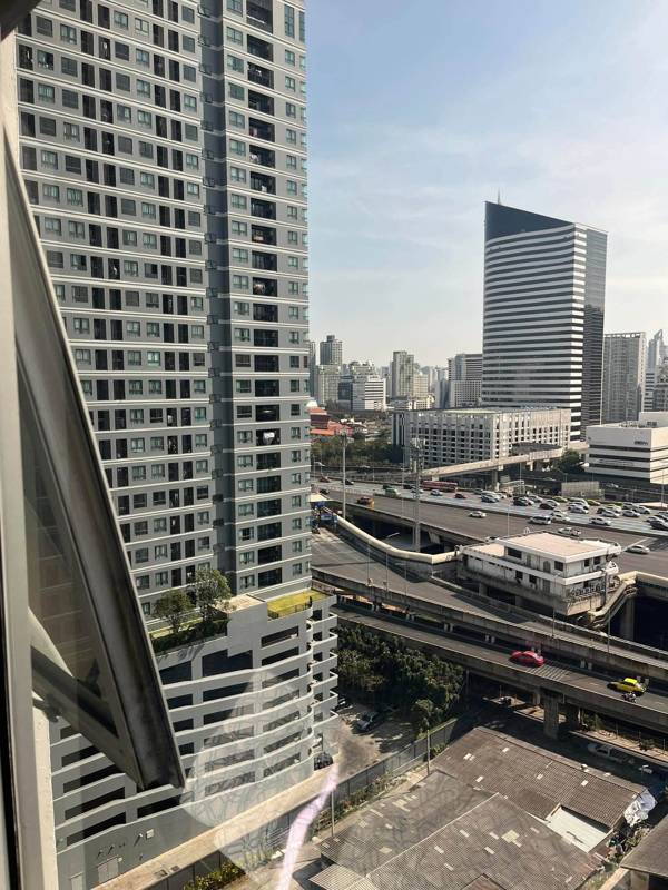 Aspire Rama 9 · 39 SqM · Floor 16 · Khlong Toei, Bangkok · Photo 1 Aspire Rama 9 Condo in Khlong Toei, Bangkok – photo 1