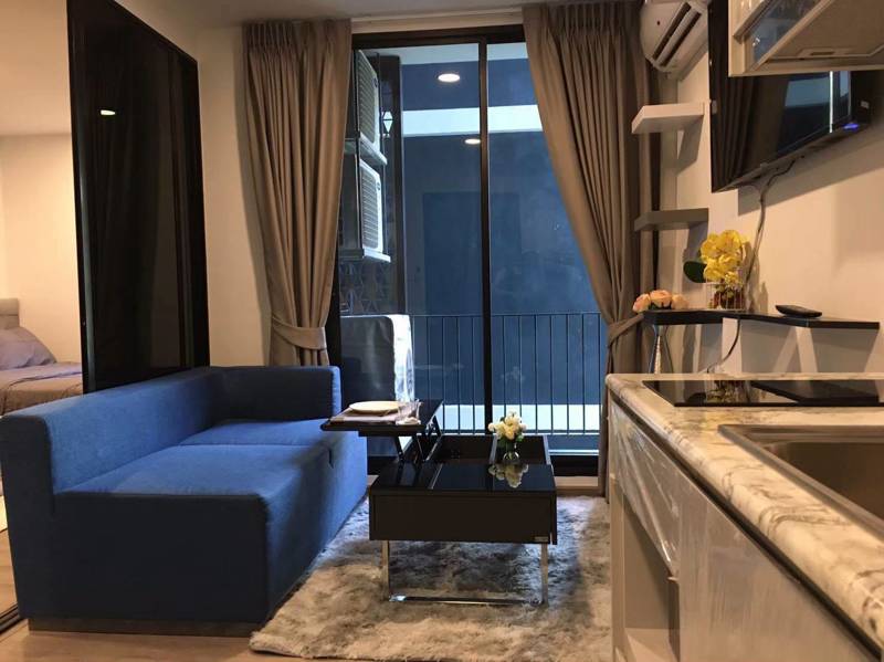 Beat Bangwa Interchange · 1 bedroom · 30 SqM · Floor 4 · Bang Wa, Bangkok · Photo 1 Beat Bangwa Interchange 1-bedroom Condo in Bang Wa, Bangkok – photo 1