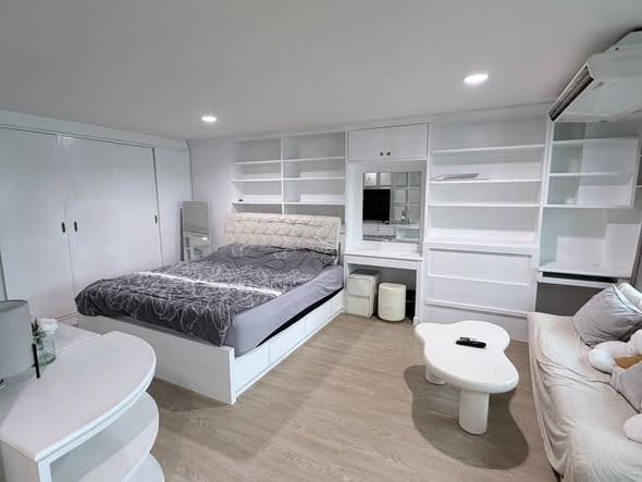 Diamond Tower · 2 bedroom · 74 SqM · Floor 13 · Sathorn, Bangkok · Photo 3 Diamond Tower 2-bedroom Condo in Sathorn, Bangkok – photo 3
