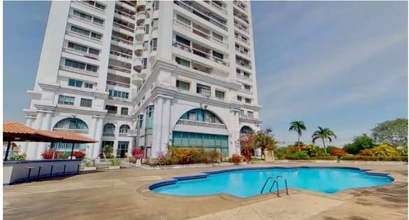 Royal Castle Pattanakarn · 3 bedroom · 209.1 SqM · Floor 14 · Prawet, Bangkok · Photo 2 Royal Castle Pattanakarn 3-bedroom condo in Prawet, Bangkok – photo 2