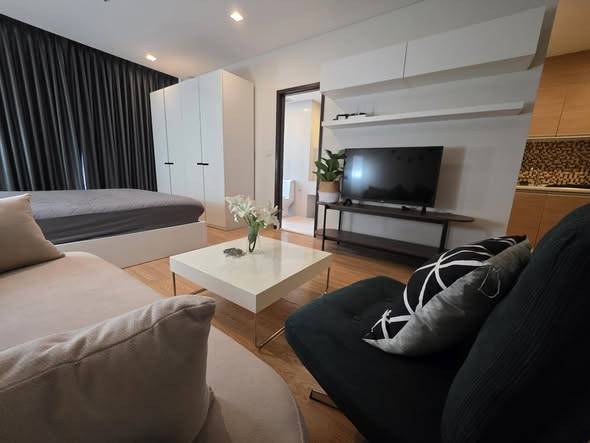 Le Luk Condominium · 1 bedroom · 40 SqM · Floor 19 · Khlong Toei, Bangkok · Photo 2 Le Luk Condominium 1-bedroom Condo in Khlong Toei, Bangkok – photo 2