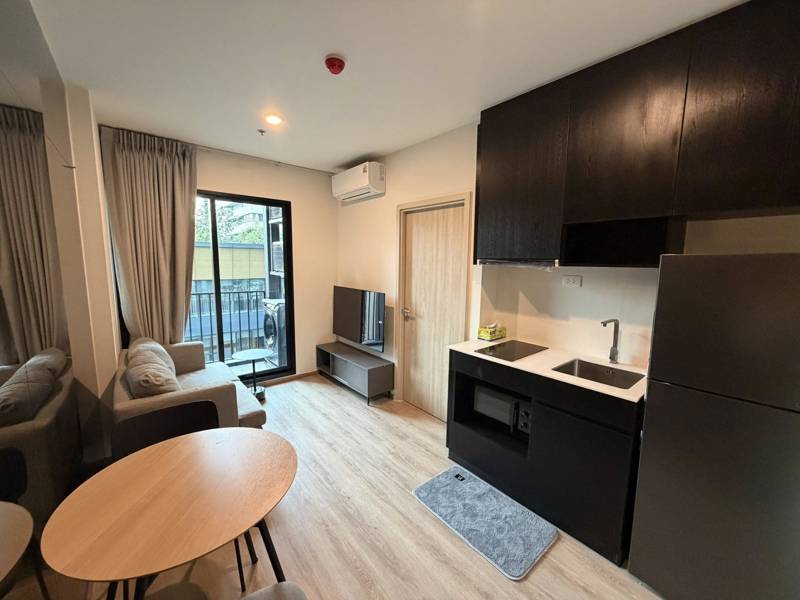 Nue District R9 · 1 bedroom · 26.3 SqM · Floor 10 · Huai Khwang, Bangkok · Photo 1 Nue District R9 1-bedroom Condo in Huai Khwang, Bangkok – photo 1