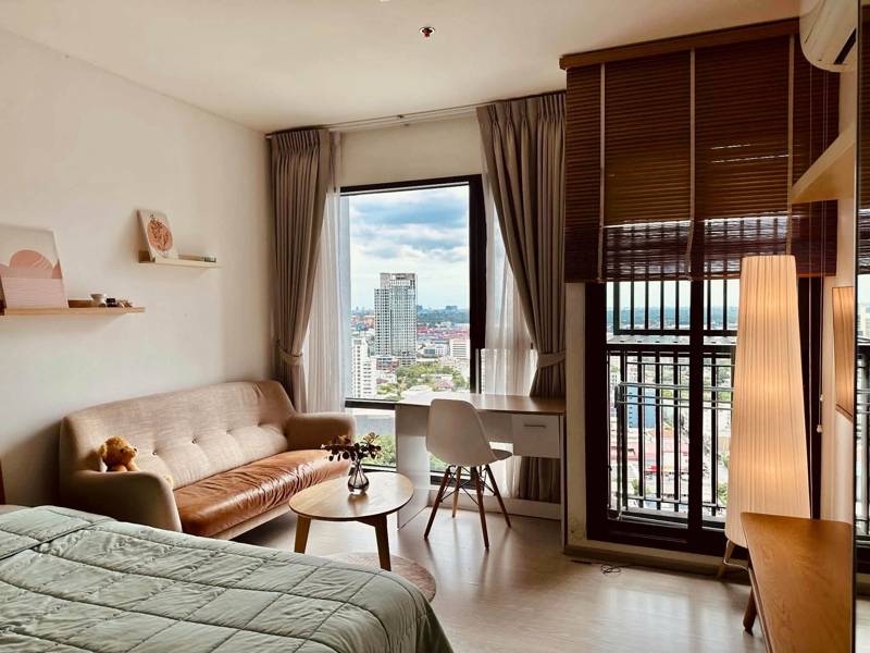 Rhythm SUKHUMVIT 36-38 · 1 bedroom · 24 SqM · Floor 24 · Thong Lo, Bangkok · Photo 1 Rhythm SUKHUMVIT 36-38 1-bedroom Condo in Thong Lo, Bangkok – photo 1