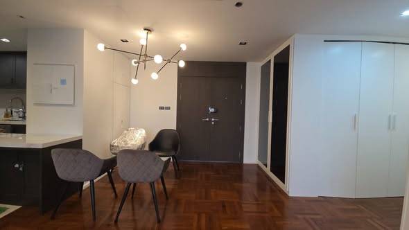 The Royal Navin Tower · 1 bedroom · 90 SqM · Floor 10 · Rama 4, Bangkok · Photo 2 The Royal Navin Tower 1-bedroom Condo in Rama 4, Bangkok – photo 2