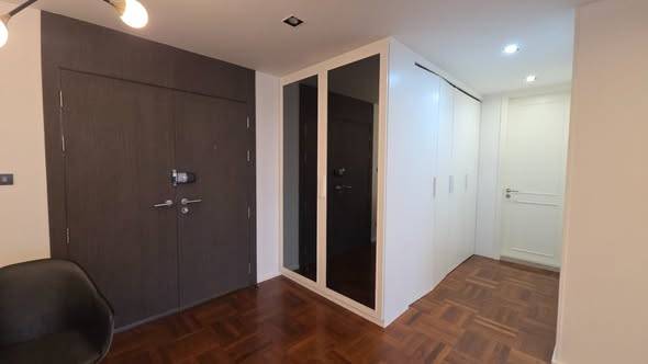 The Royal Navin Tower · 1 bedroom · 90 SqM · Floor 10 · Rama 4, Bangkok · Photo 3 The Royal Navin Tower 1-bedroom Condo in Rama 4, Bangkok – photo 3