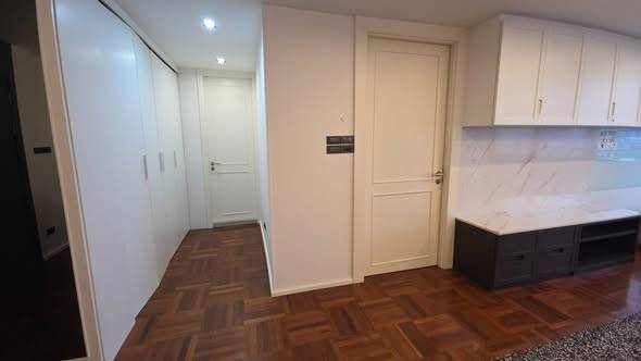 The Royal Navin Tower · 1 bedroom · 90 SqM · Floor 10 · Rama 4, Bangkok · Photo 4 The Royal Navin Tower 1-bedroom Condo in Rama 4, Bangkok – photo 4
